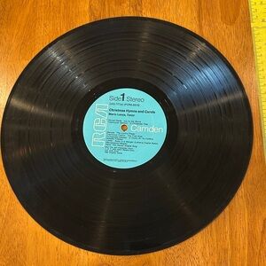 RCA Vinyl Record Christmas Hymns and Carols, Mario Lanza, Tenor.